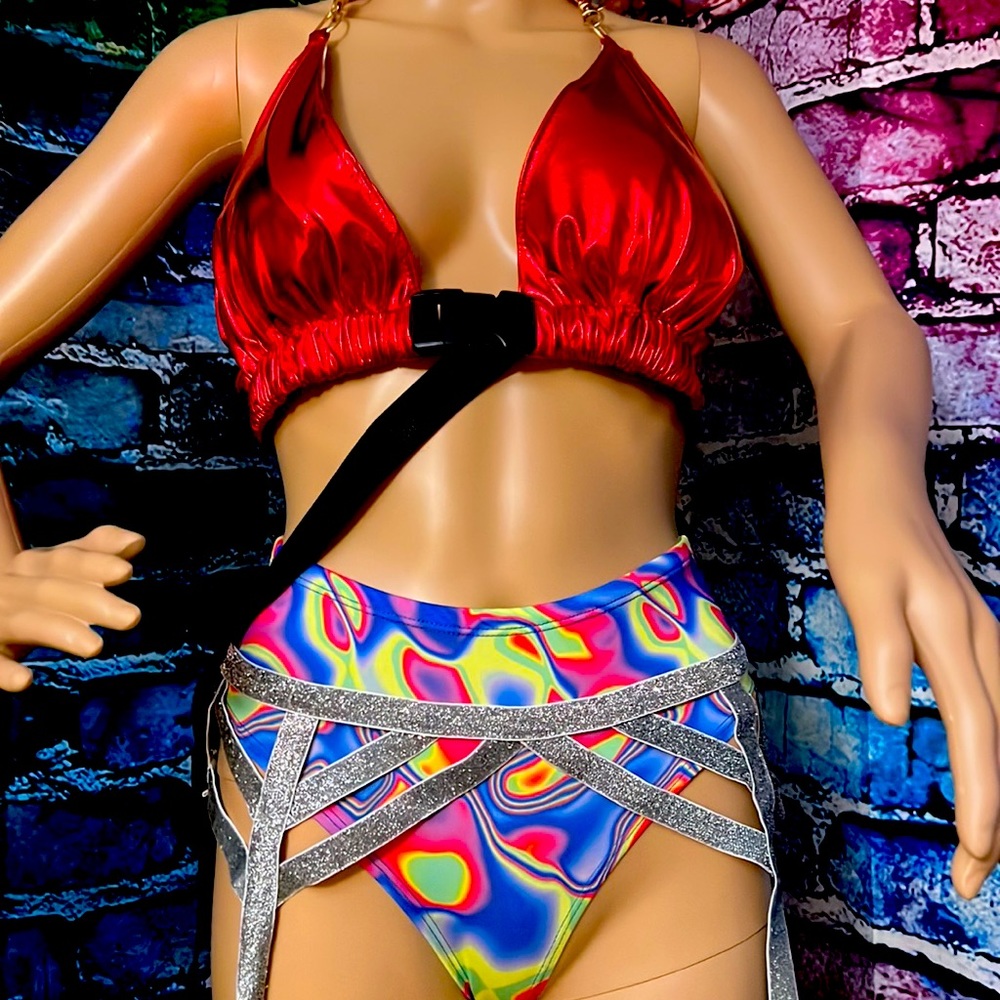 New Red Rave Halter Top - Picture 2 of 12